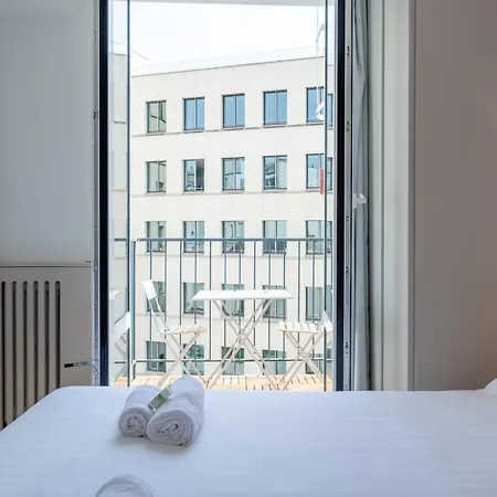 Lavie Maison : A C & Eiffel Tower View פריז