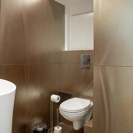 Lavie Maison : A C & Eiffel Tower View Apartment *