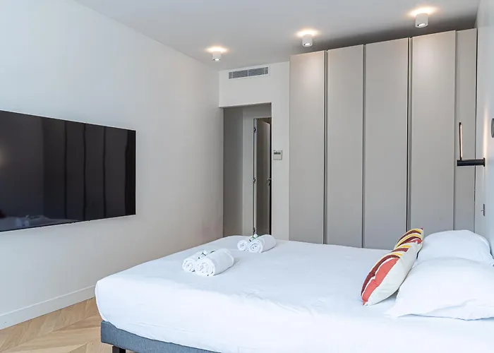 Lavie Maison : A C & Eiffel Tower View Lejlighed
